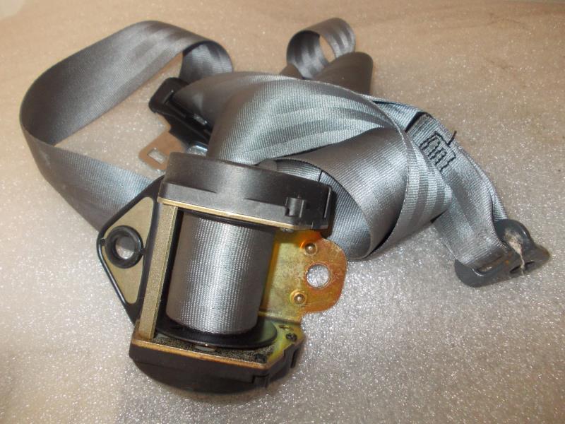 Ceinture arriere droit