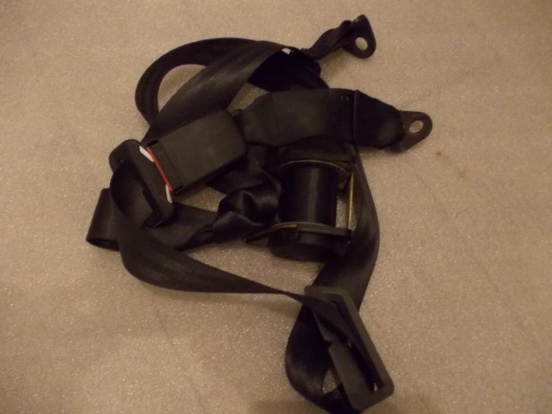 Ceinture arriere droit