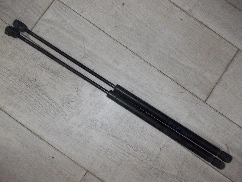 Verin de capot