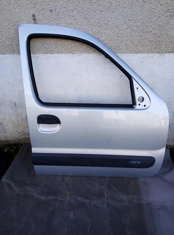 Porte avant droit