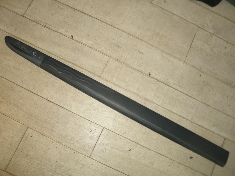 Baguette de porte avant gauche
