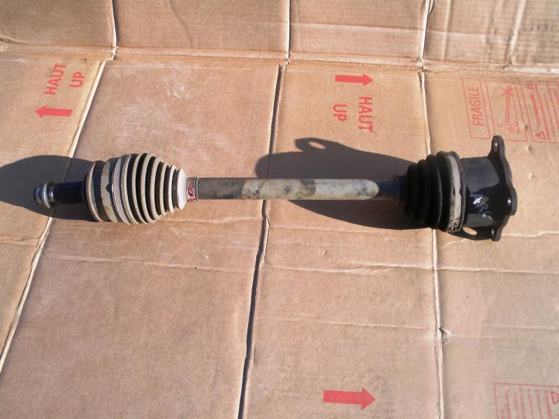 Cardan gauche (transmission)
