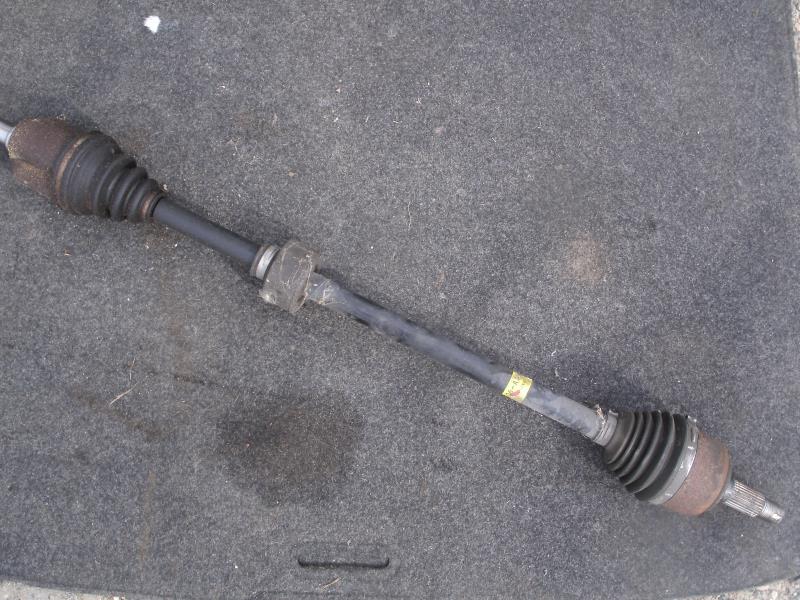 Cardan gauche (transmission)