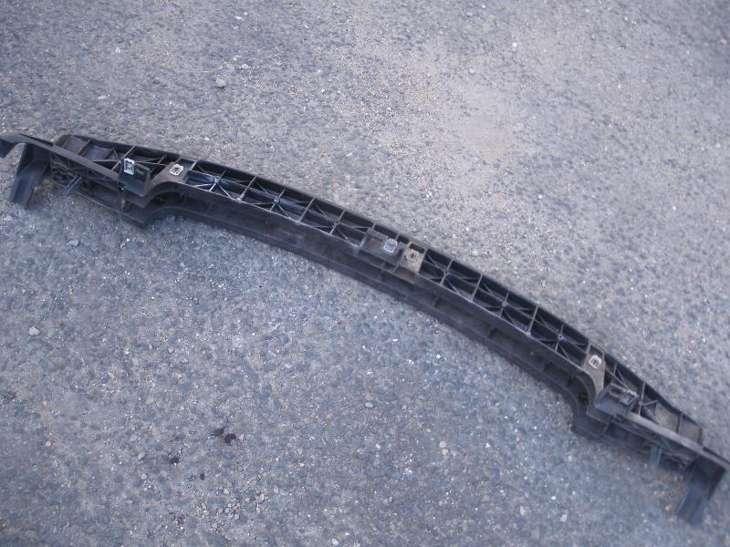 Renfort pare choc avant (traverse)