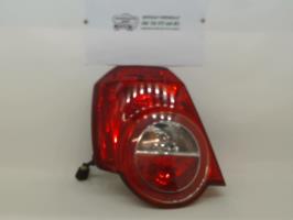 Fanale posteriore principale sinistro (luci)