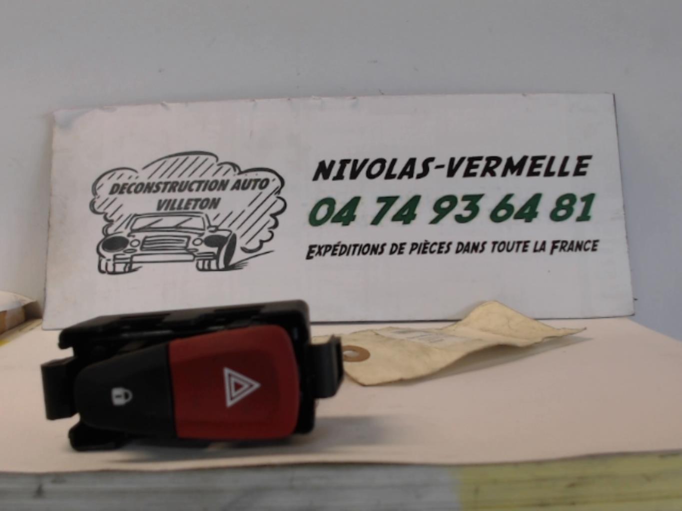 Interruttore luci emergenza