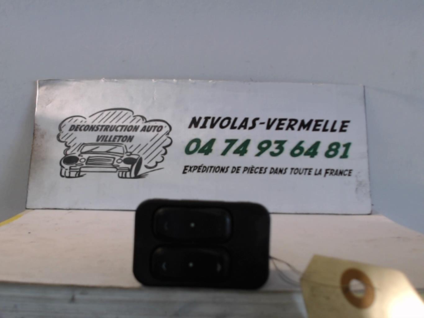 Interruttore lavacristalli anteriore sinistro