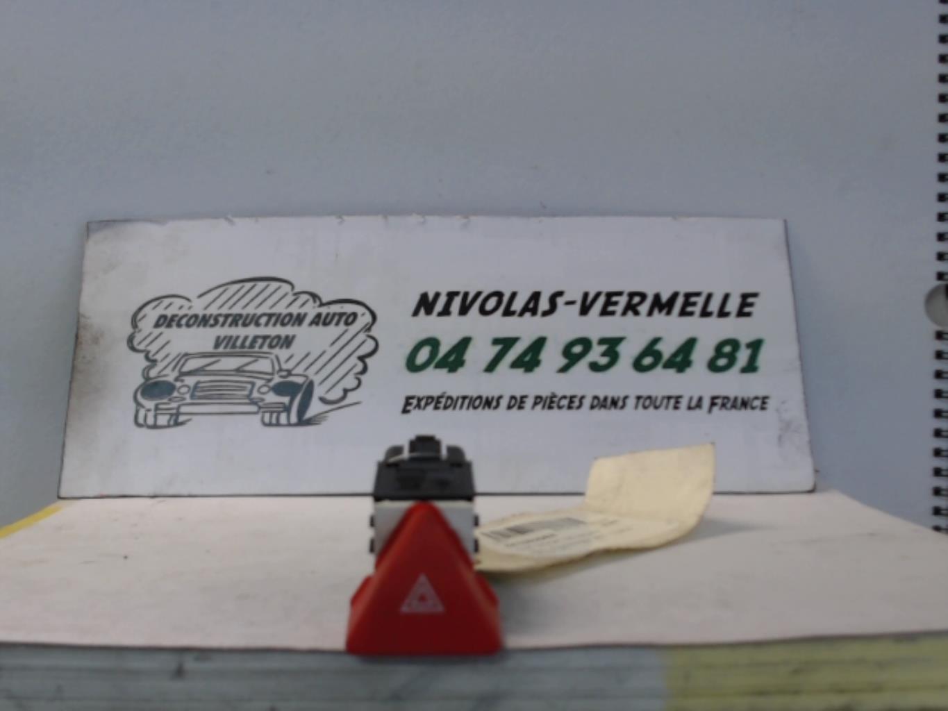 Interruttore luci emergenza