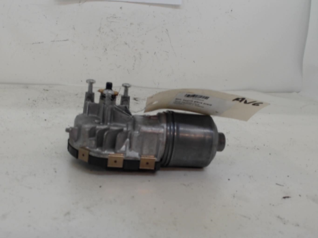Motor de limpiaparabrisas delantero