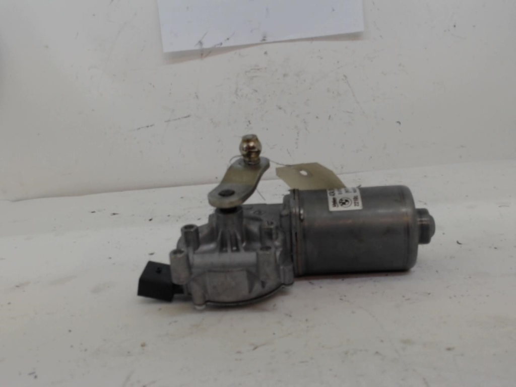 Moteur essuie glace avant