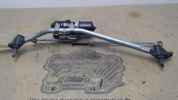 Moteur essuie glace avant