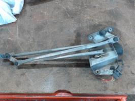 Moteur essuie glace avant