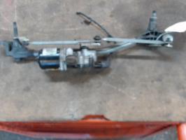 Motore tergicristallo anteriore