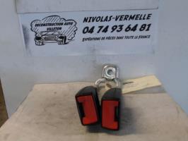 Aggancio cintura sicurezza posteriore centrale