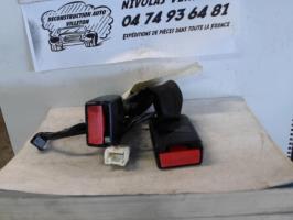 Aggancio cintura sicurezza posteriore destro