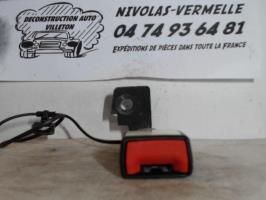 Attache ceinture arriere gauche