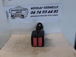 Attache ceinture arriere gauche
