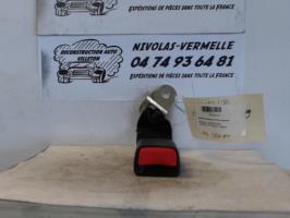 Attache ceinture arriere gauche