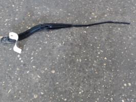 Bras essuie glace avant gauche