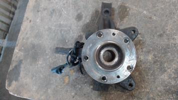 Fusee avant droit