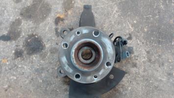 Fusee avant gauche