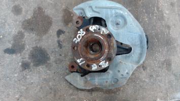 Fusee avant gauche