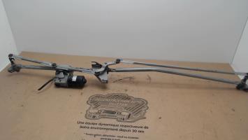 Moteur essuie glace avant