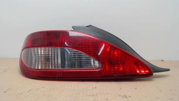 Fanale posteriore principale sinistro (luci)