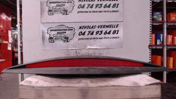 Feu arriere stop central