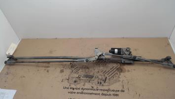 Motore tergicristallo anteriore