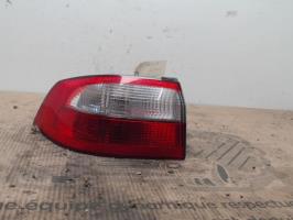 Fanale posteriore principale sinistro (luci)