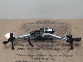 Motore tergicristallo anteriore