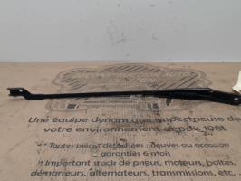 Braccio tergicristallo anteriore destro