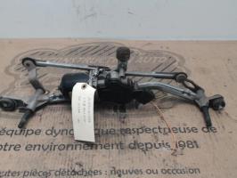 Motore tergicristallo anteriore