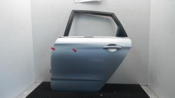 Puerta trasera izquierda