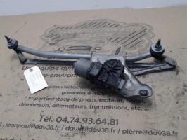 Motore tergicristallo anteriore