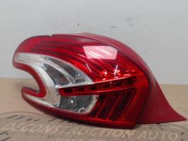 Fanale posteriore principale sinistro (luci)