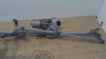Moteur essuie glace avant