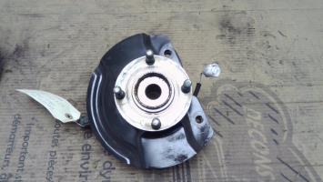 Fusee avant droit