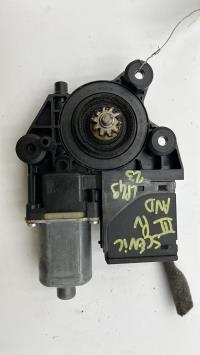 Moteur leve vitre avant droit