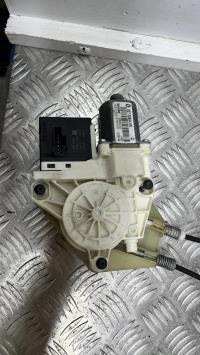 Leve vitre electrique arriere droit