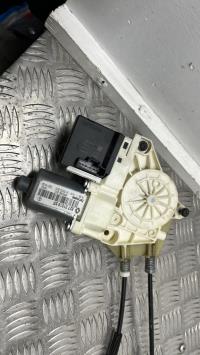 Leve vitre electrique arriere gauche