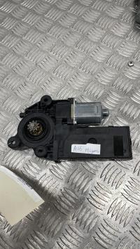 Moteur leve vitre avant gauche