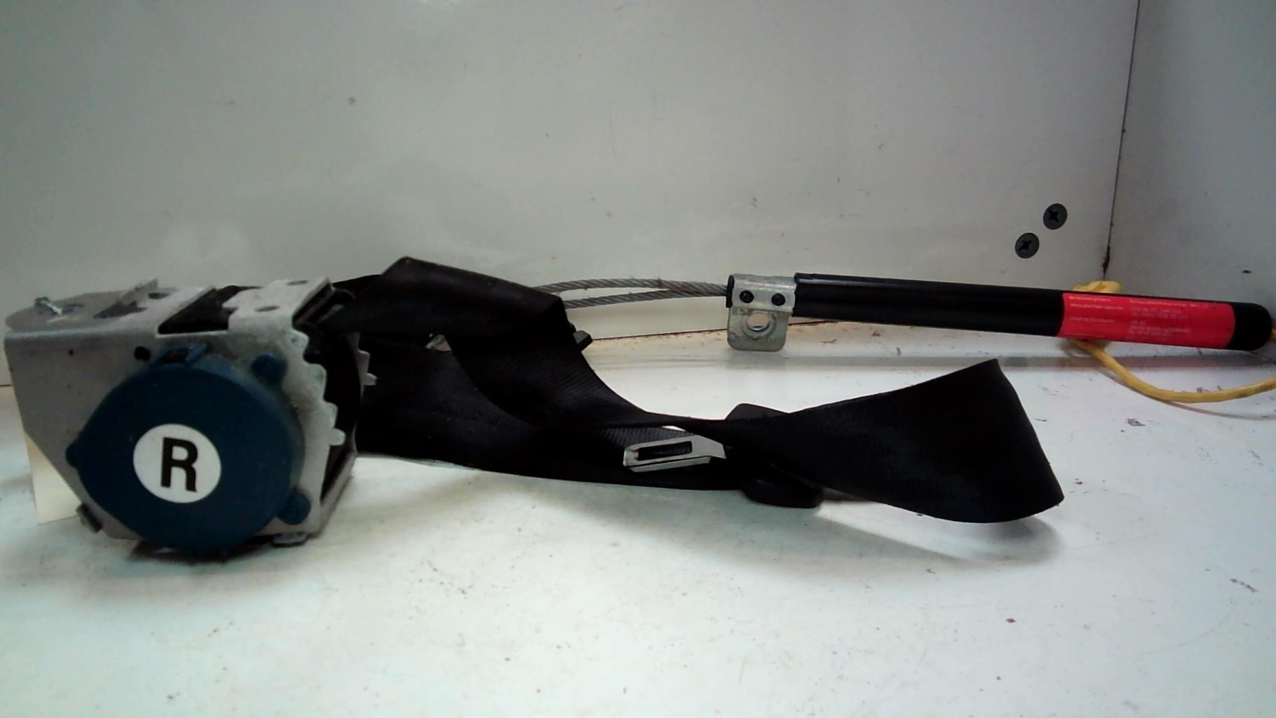 Ceinture arriere droit