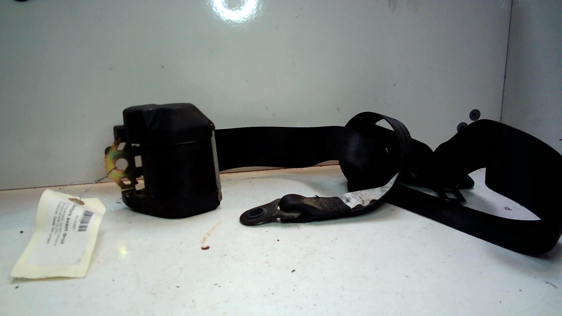 Ceinture avant droit