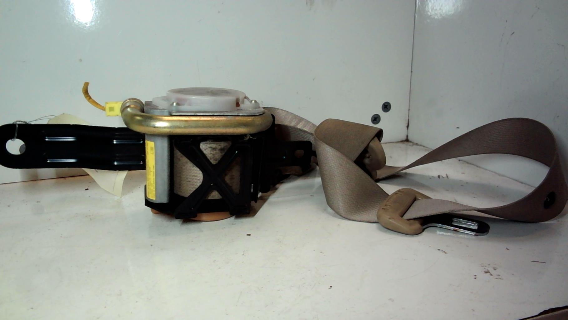 Ceinture avant gauche