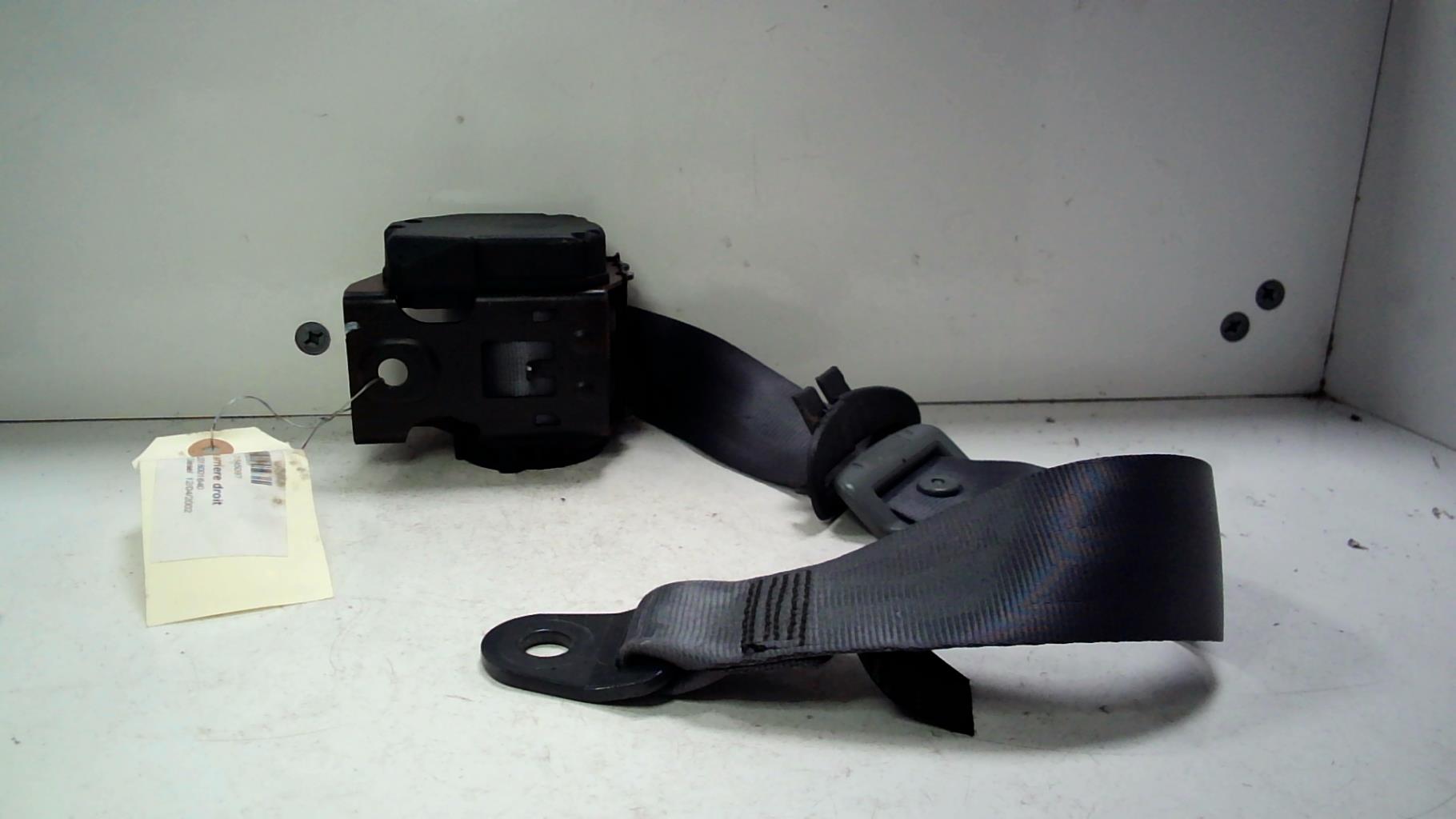 Ceinture arriere droit