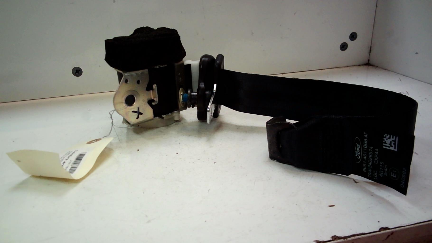 Ceinture arriere droit