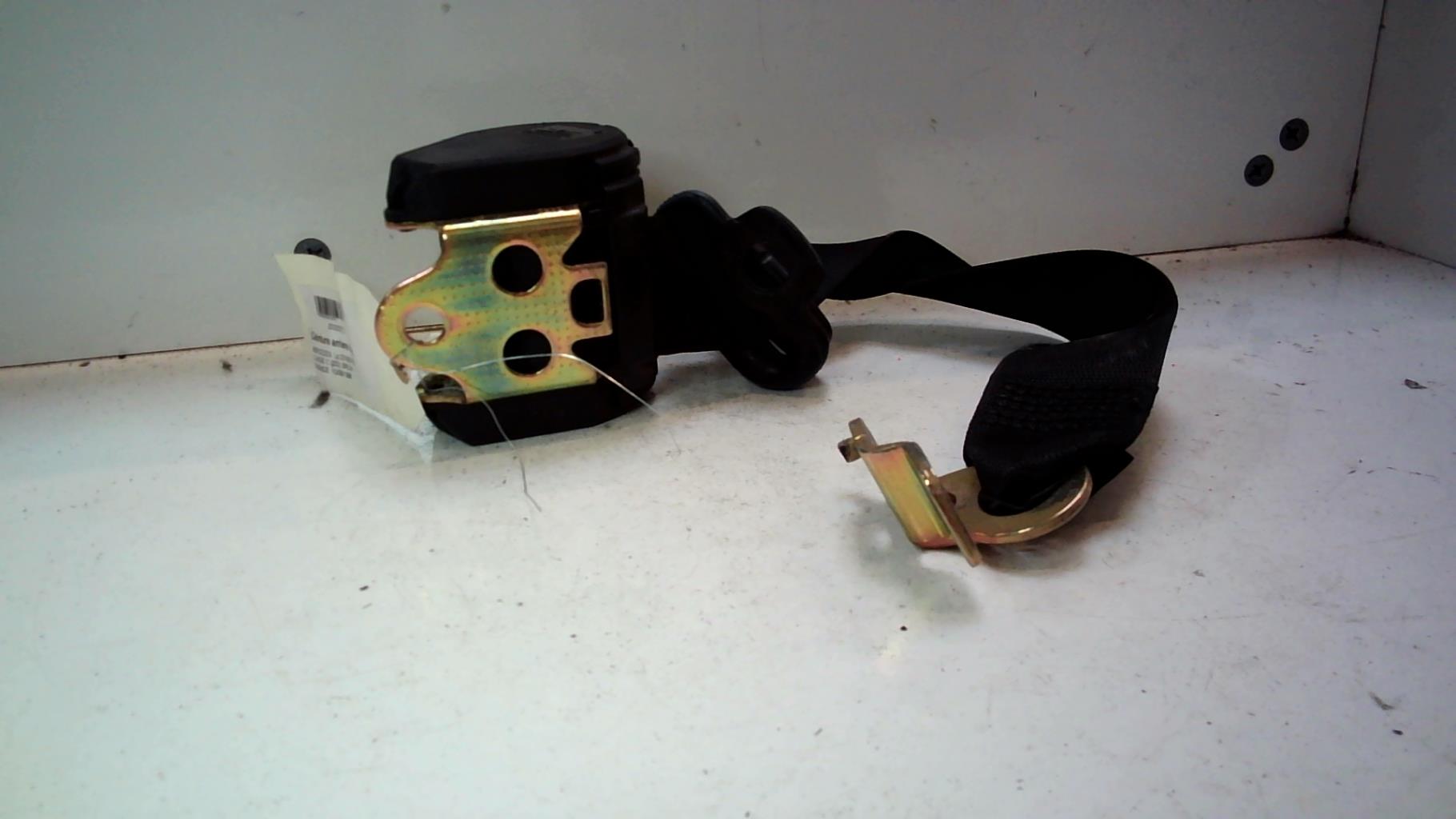 Ceinture arriere droit