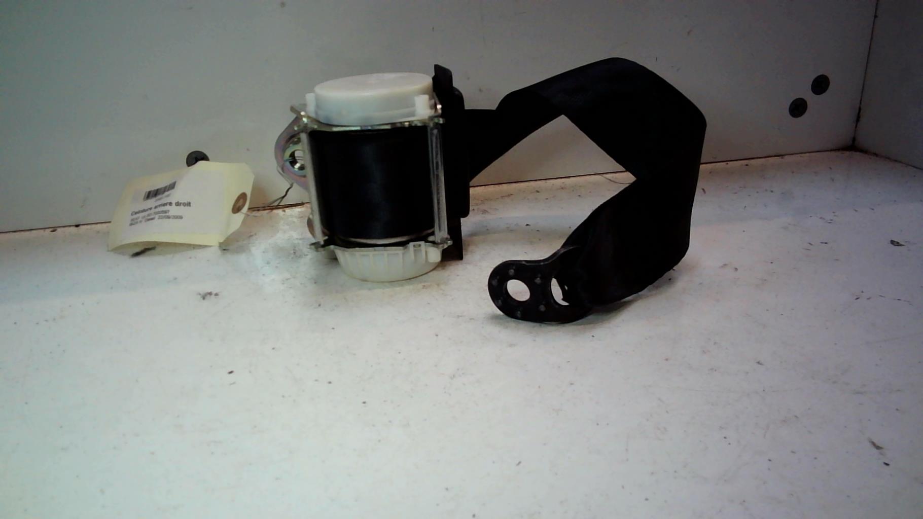 Ceinture arriere droit